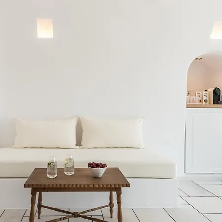 Chelidonia Luxury 4* Oia