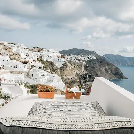 Chelidonia Luxury 4* Oía