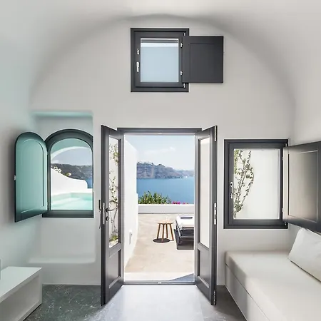 Chelidonia Luxury Hotel Oia
