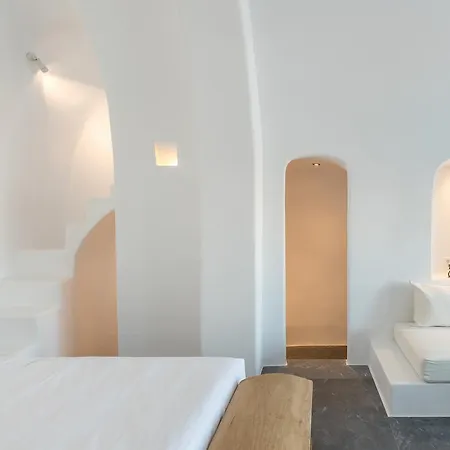 Chelidonia Luxury 4* Oía